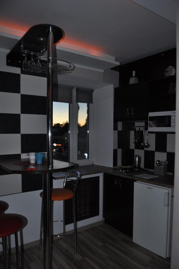 Dwell Apartments *